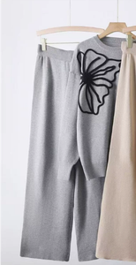 Autumn Winter Crew Neck Pullover Sweater Women Floral Line All Match Top Two Piece Sets