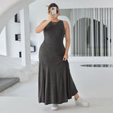 Plus Size Women Casual round Neck Sleeveless Dress Summer High Waist Slim Fit Maxi Dress