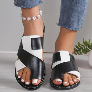 Color Matching Toe Covering Flat Slippers Women Color Matching Outerwear Lightweight Beach Slippers